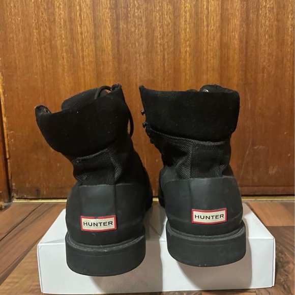 Hunter Original Insulated Commando Boots in black. Women’s 10 - Picture 2 of 4